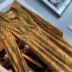 Collared sheer dress Mustard colored